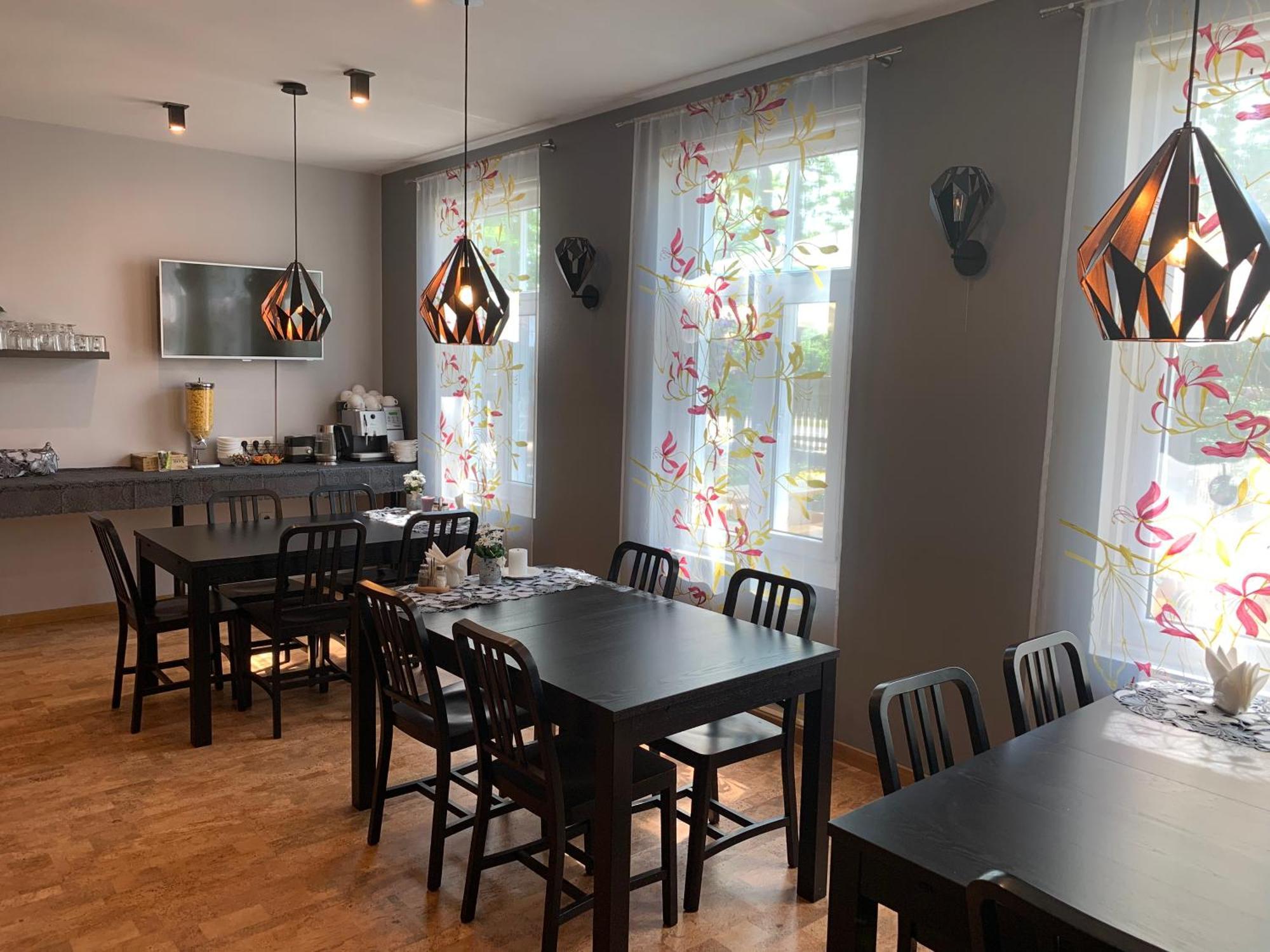 Portoss Hotel Ventspils Ngoại thất bức ảnh