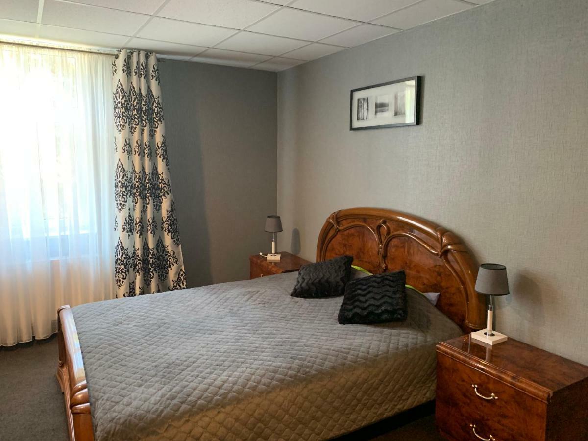 Portoss Hotel Ventspils Ngoại thất bức ảnh