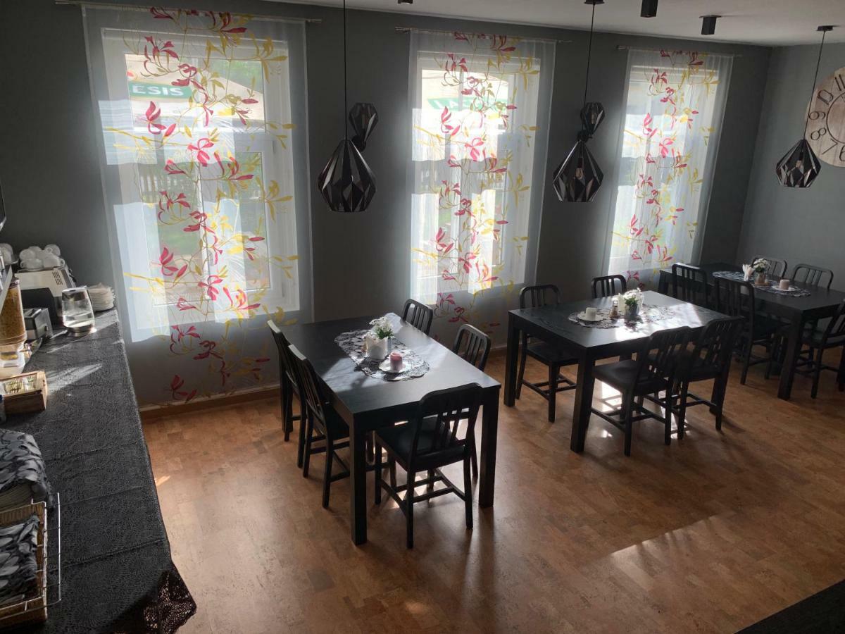 Portoss Hotel Ventspils Ngoại thất bức ảnh