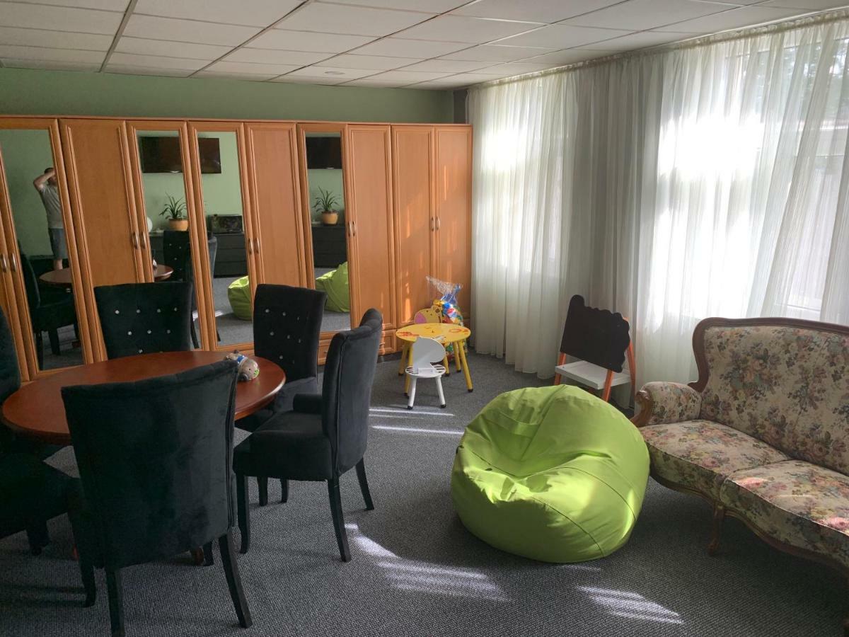 Portoss Hotel Ventspils Ngoại thất bức ảnh